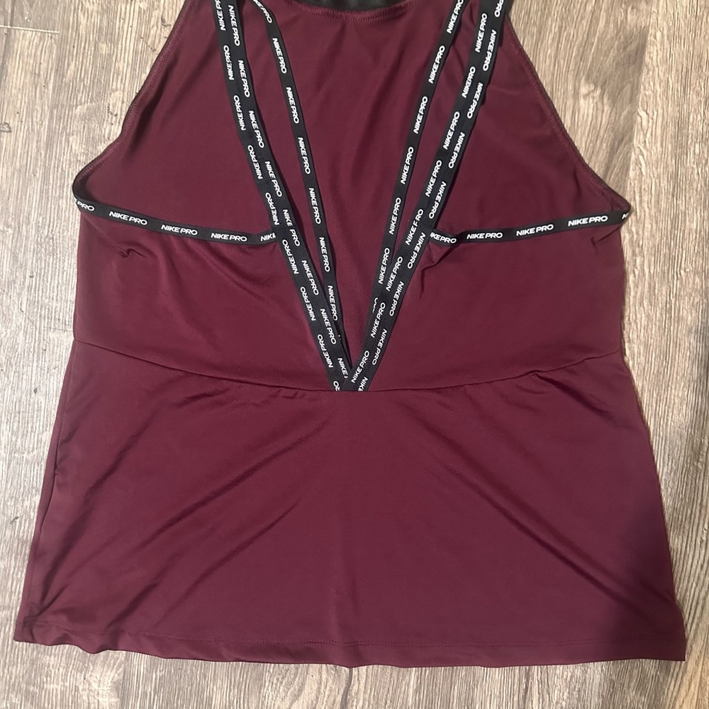 Nike Women's Maroon Tank Top - Picture 3 of 10